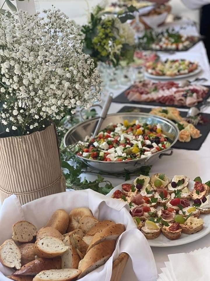 Hotel Ostrov نيمبورك المظهر الخارجي الصورة